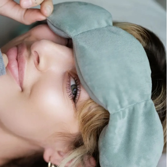 ❤️ Nodpod The Weighted Blanket for Eyes Sage NWT - Picture 9 of 14